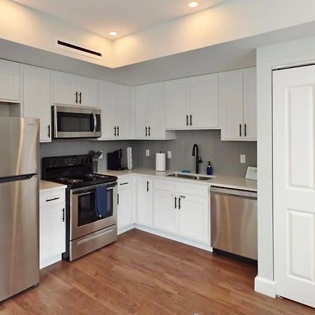Fun Cozy Apts - 1 25 Mile Walk To Tiaa Bnk Fld ジャクソンビル エクステリア 写真