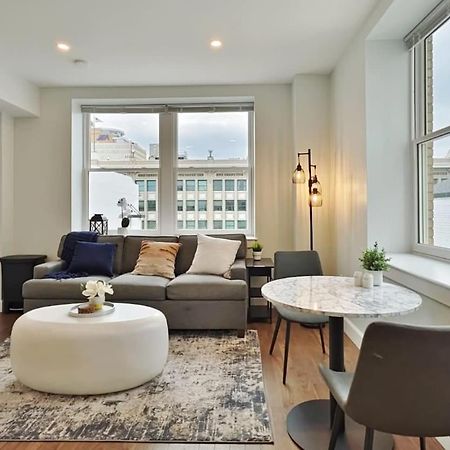 Fun Cozy Apts - 1 25 Mile Walk To Tiaa Bnk Fld ジャクソンビル エクステリア 写真